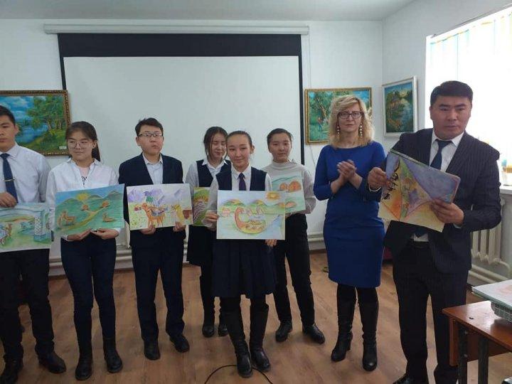 Аудандық"Бояулар құпиясы" жас суретшілер байқауы